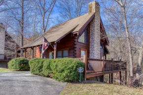 ER83 - Savage Loft - Your Close to the Action Cabin Getaway cabin